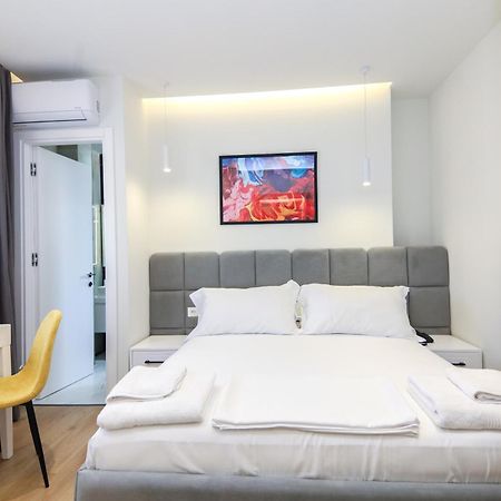 N Hotel City Center By Noshi Tirana Exterior foto