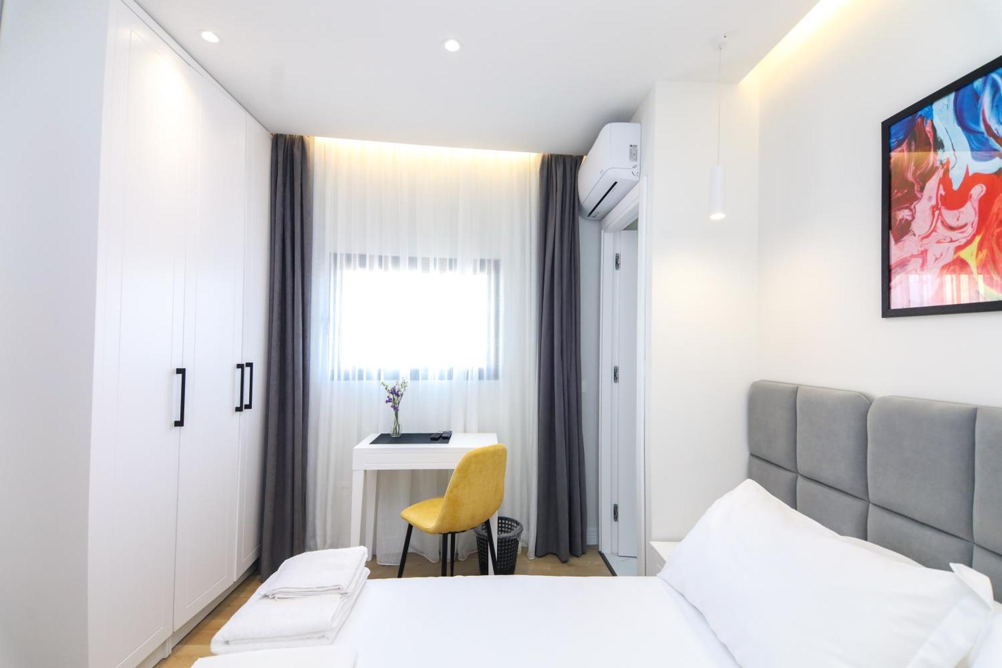 N Hotel City Center By Noshi Tirana Exterior foto