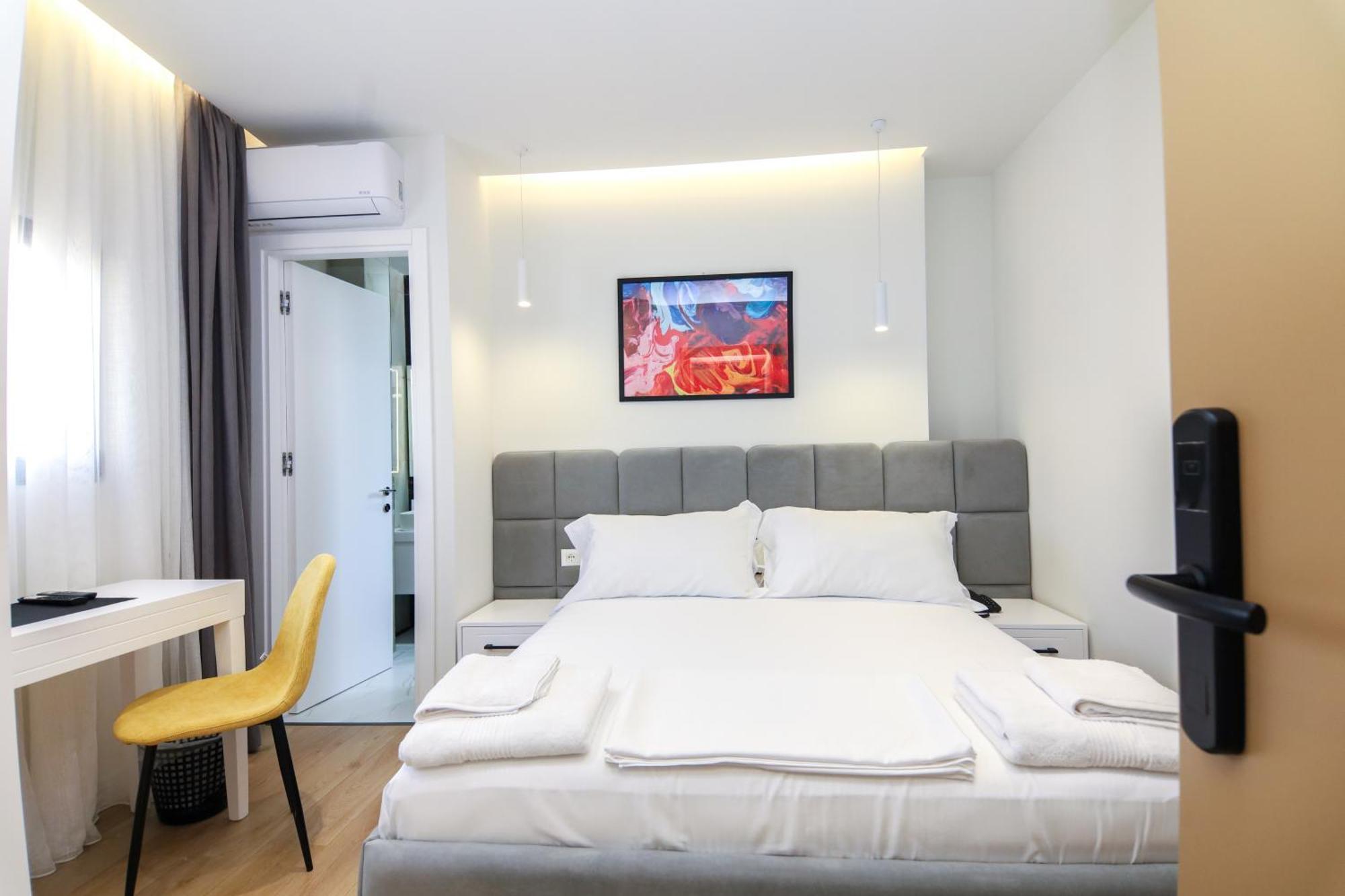 N Hotel City Center By Noshi Tirana Exterior foto