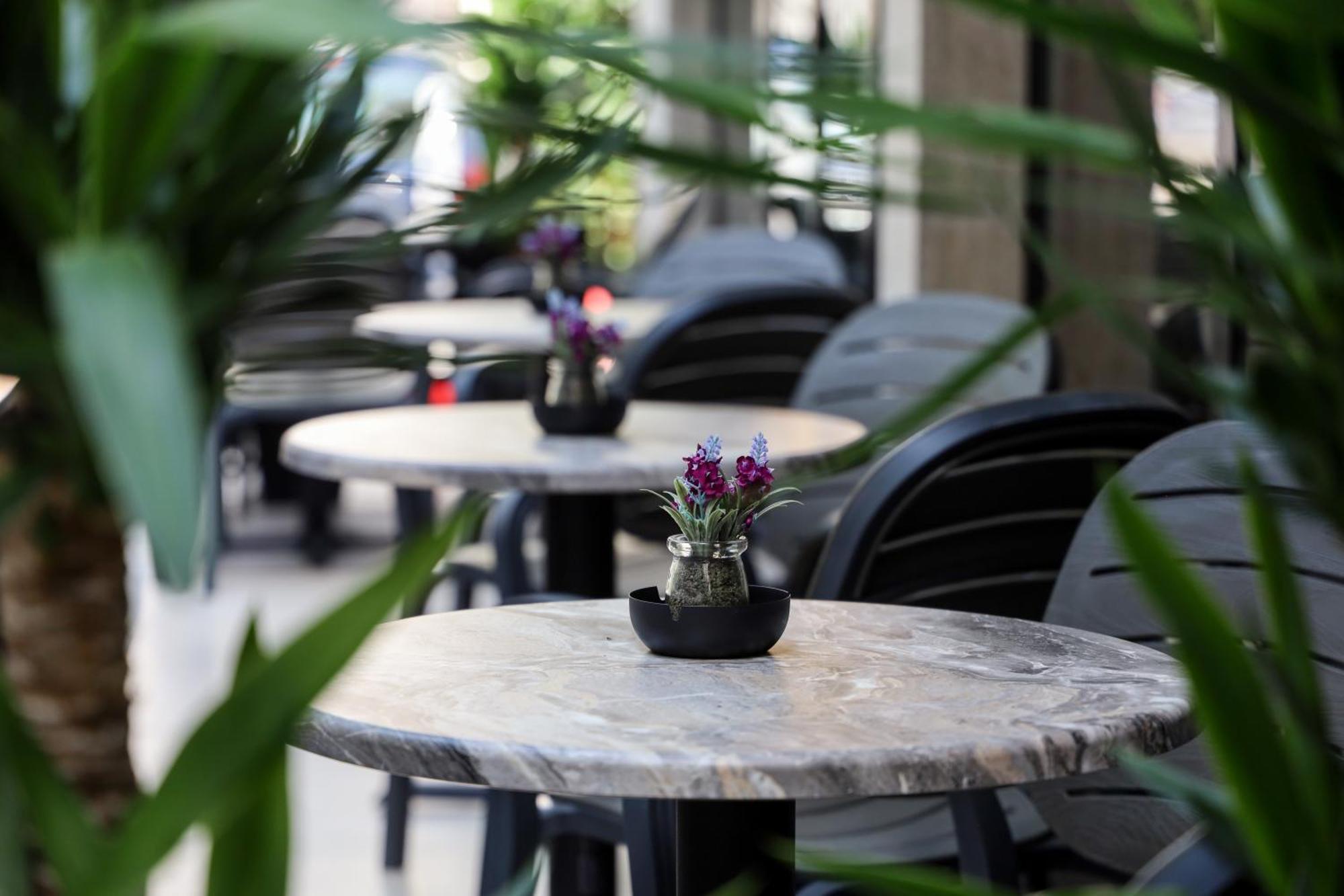 N Hotel City Center By Noshi Tirana Exterior foto